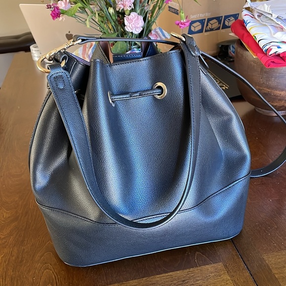 Black Bucket Bag - Picture 2 of 3